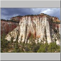 08- Green White Red Blue.jpg